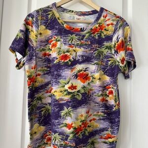Faherty Sunwashed Hawaiian print tee size  M EUC